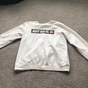 Nike Just Do It white crew neck